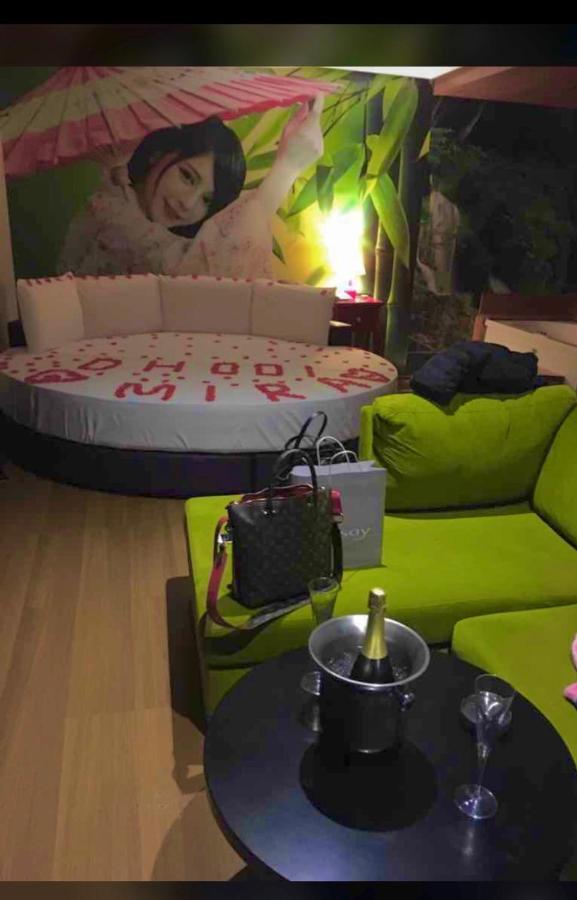Vivi La Vita Hotel Tiranë Luaran gambar